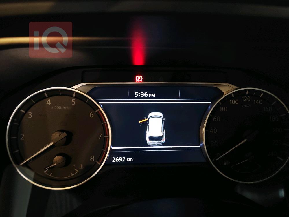 نيسان إكس تريل